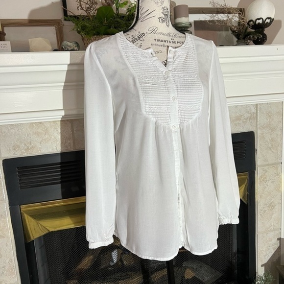 Spense White Bib Style Button Down Top - Picture 3 of 15